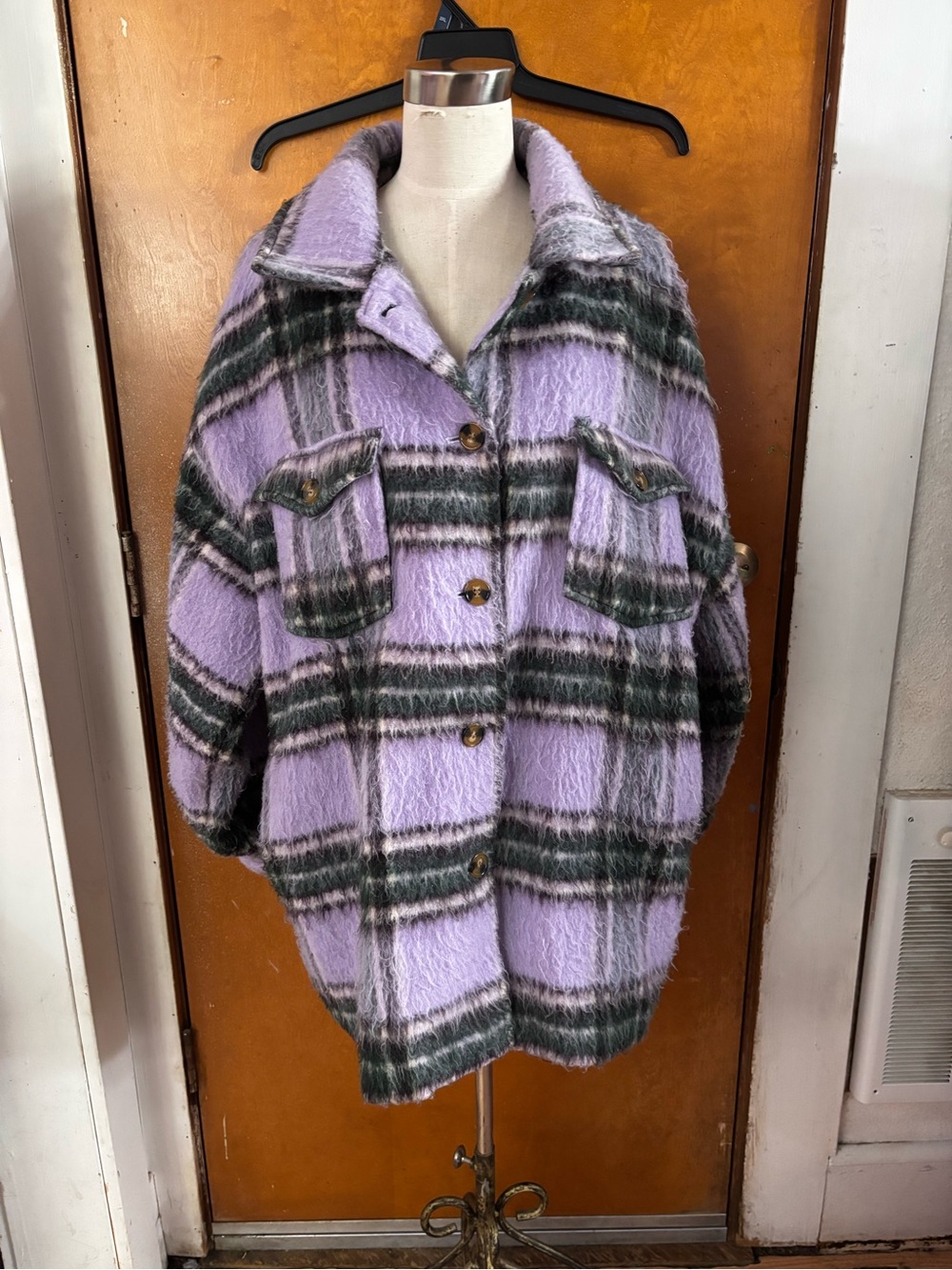 Plus size maxi shacket.  Purple. 3 xl.